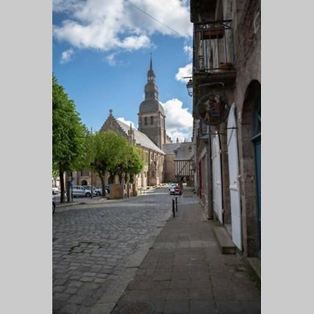 Ohara Apartamento Dinan Exterior foto